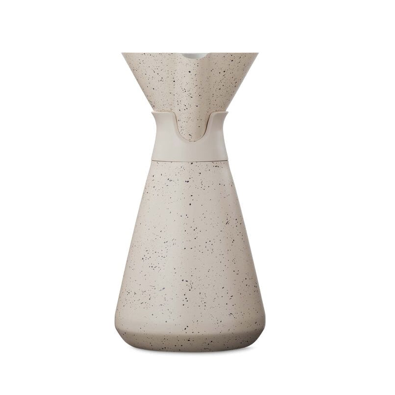 new-standard-carafe-l8 WebPDP-33oz_New_Standard_Carafe_Desert_Tan_Speckle_Studio__CAR1SVOS224_270.jpg