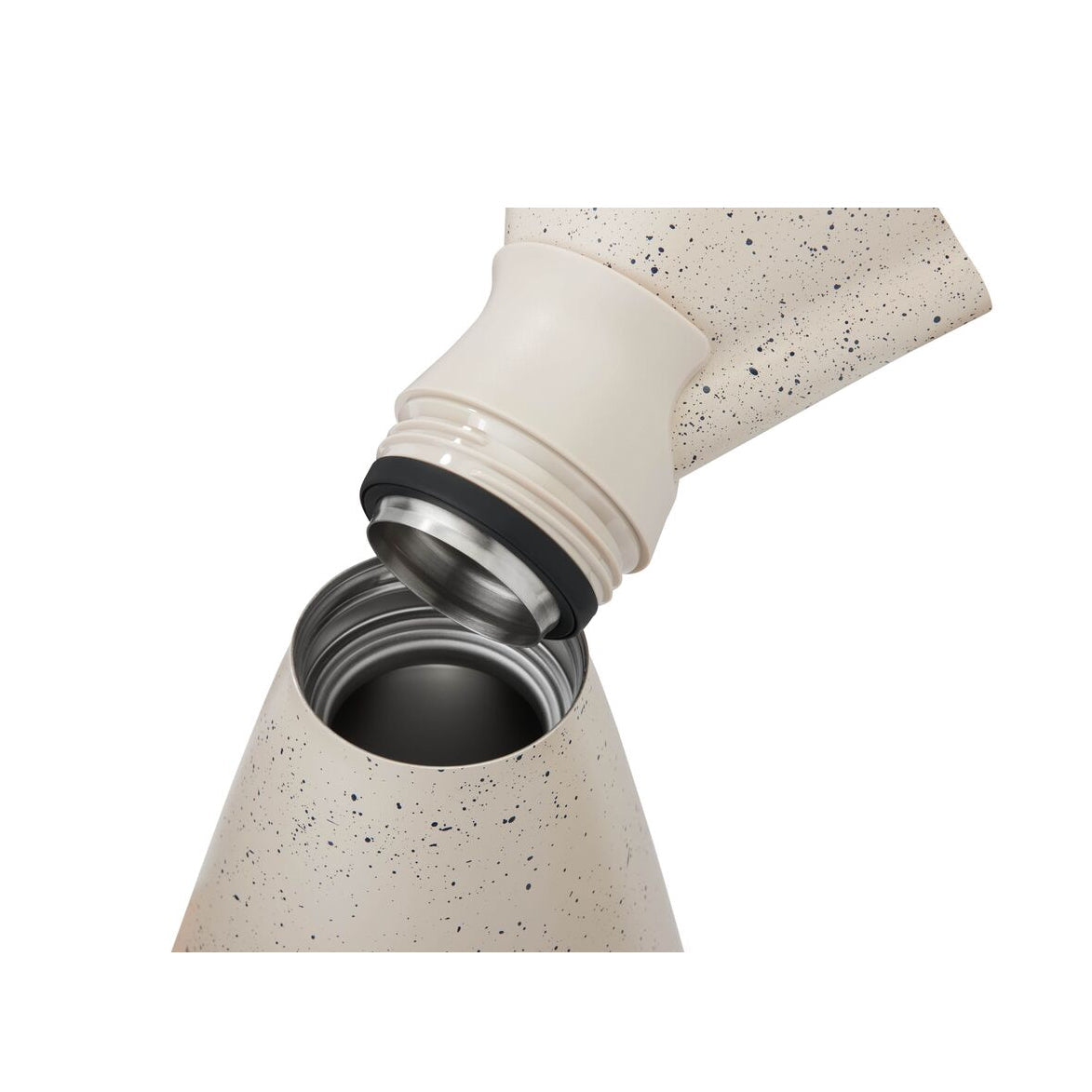 new-standard-carafe-l8 WebPDP-33oz_New_Standard_Carafe_Desert_Tan_Speckle_Studio__CAR1SVOS224_45_Top_Staged.jpg