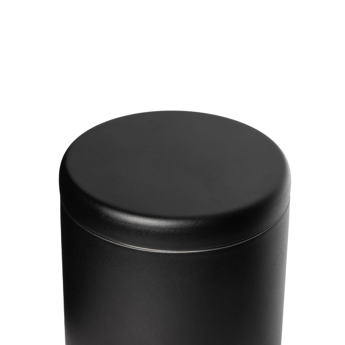 airlock-coffee-canister-w3 WebPDP-Airlock_Coffee_Canister__ACN2SVOS002_Black_X2Studio_45_Deg_Lid_On.jpg