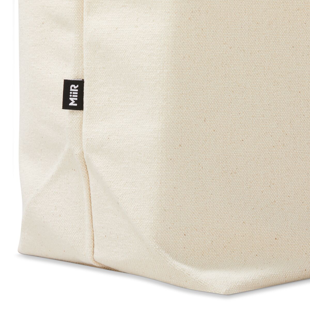 everyday-canvas-tote-u7 WebPDP-Everyday_Canvas_Tote_Studio__TOT001_Detail__TOT001223OS.jpg