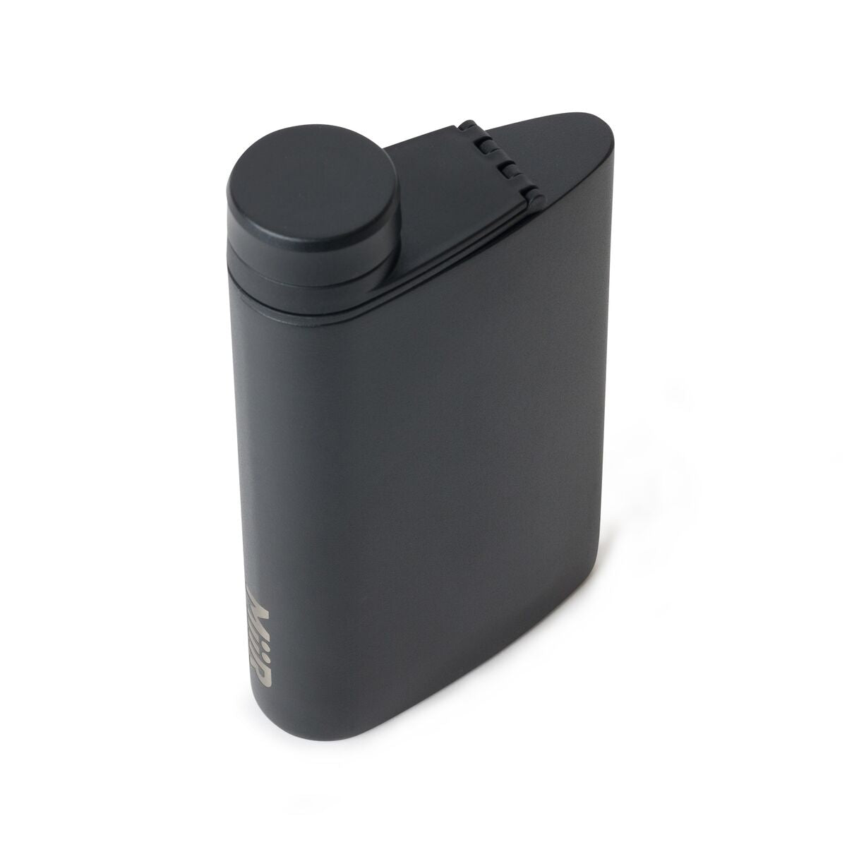 aero-flask-k3 WebPDP-Flask_Black_Studio_1022_45Deg_Closed__FLK1SSOS002.jpg