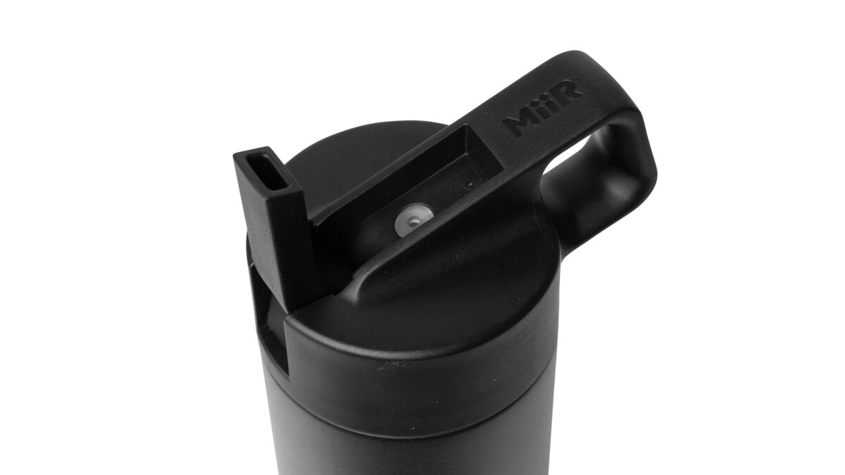 straw-bottle-q2 WebPDP-Straw_Lid_2_Black_Studio_0221_45deg_Open__WMB1SL20002.jpg